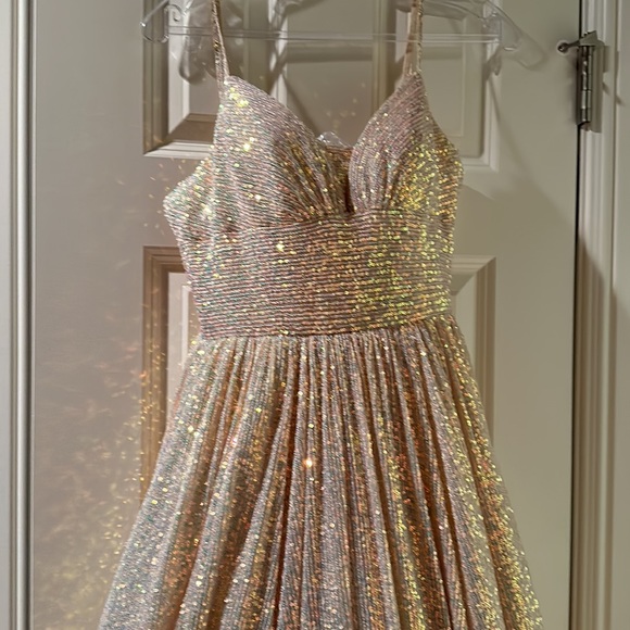 Beautiful Sherri Hill gown style# 54261. Size 2. - Picture 6 of 15